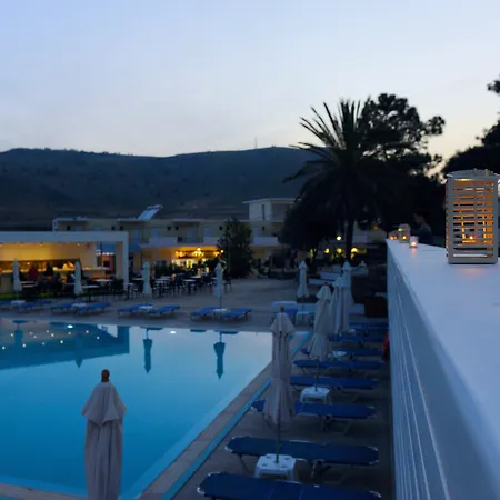 Ellia Hotel