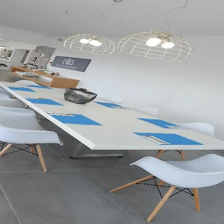 Hotel Ellia 4*